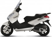 Piaggio X7 300